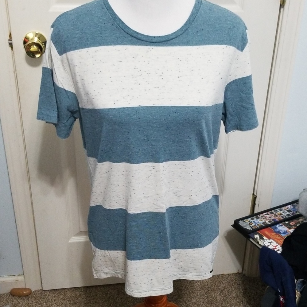 On The Byas Mens shirt